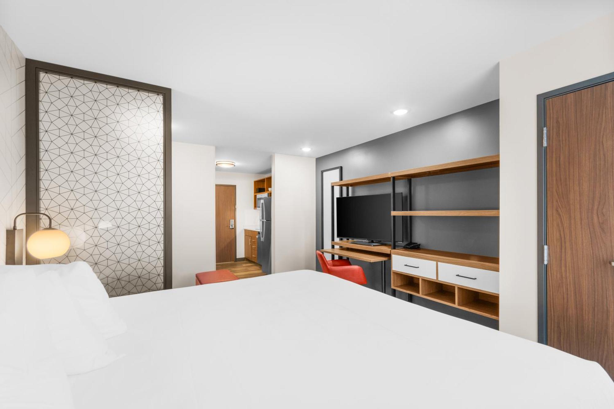 Everhome Suites Lexington - Horse Park Стая снимка