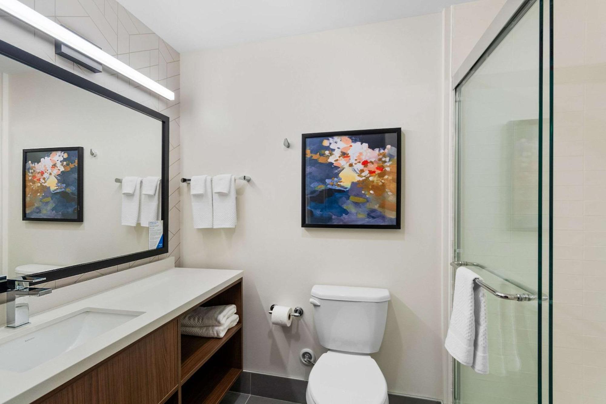 Everhome Suites Lexington - Horse Park Екстериор снимка